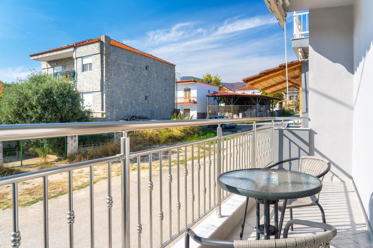 Kentrikon Rooms III & Mint House Limenaria  Exterior foto