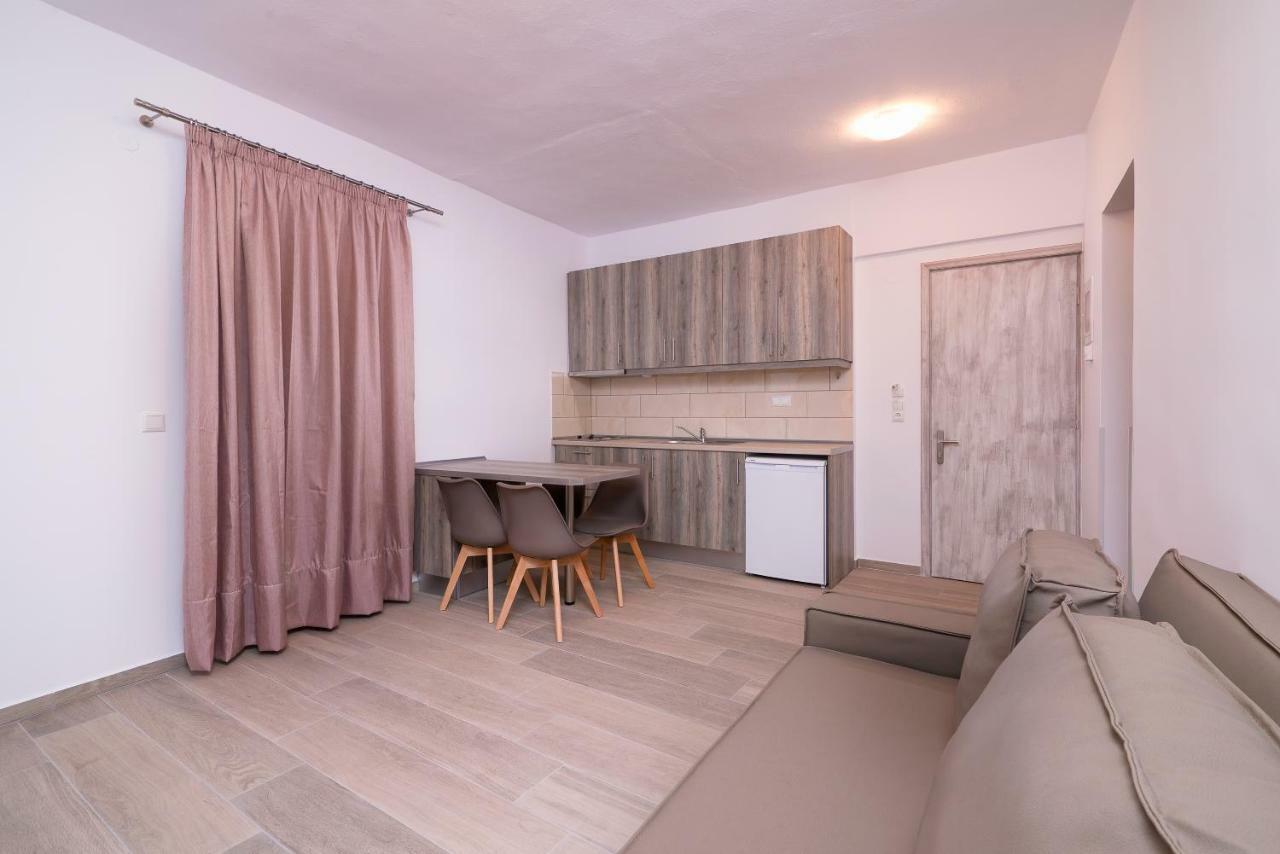 Kentrikon Rooms III & Mint House Limenaria  Exterior foto